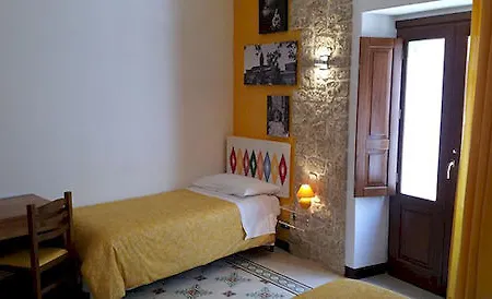 Antico Borgo Guest house