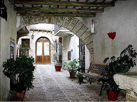 Antico Borgo Guest house 3*