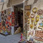 Antico Borgo - Romantic & Authentic In Medieval Гостевой дом Эриче