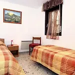 Antico Borgo - Romantic & Authentic In Medieval Гостевой дом