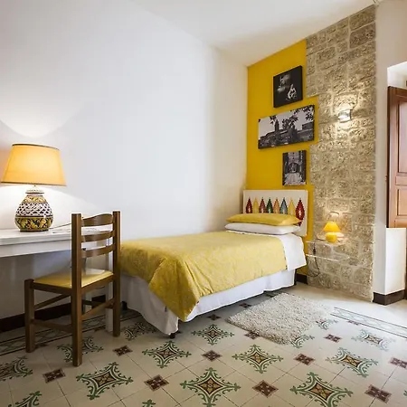 Πανσιόν Antico Borgo - Romantic In Medieval 4*