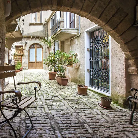 Antico Borgo - Romantic & Authentic In Medieval Эриче
